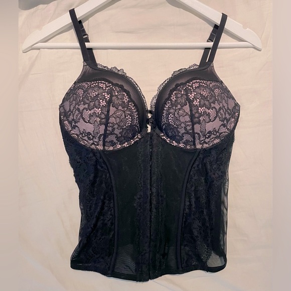 Light pink+black vintage lace Victoria's Secret
push up lingerie corset top 💗🖤 - Picture 1 of 2